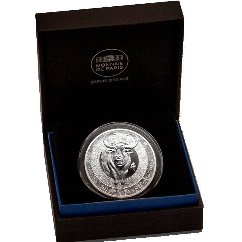 Серебряная монета Франции "Год Быка" 2021 г.в., 22.2 г чистого серебра (Проба 0,999)