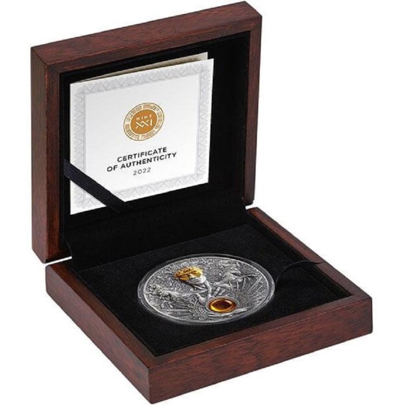 Серебряная монета Ниуэ "Божественные лики солнца. Гелиос" 2022 г.в., 93.3 г чистого серебра (Проба 0,999)