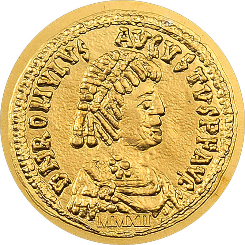 Золотая монета Палау 