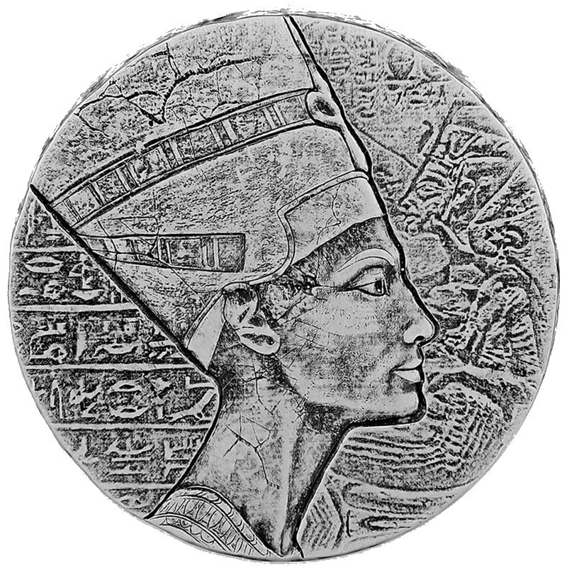 Серебряная монета Чада «Египетские реликвии. Нефертити» 2017 г.в., 155.5 г чистого серебра (проба 999)