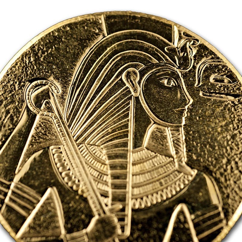 Золотая монета Чада «Египетские реликвии. Тутанхамон» 2017 г.в., 31.1 г чистого золота (проба 0.9999)