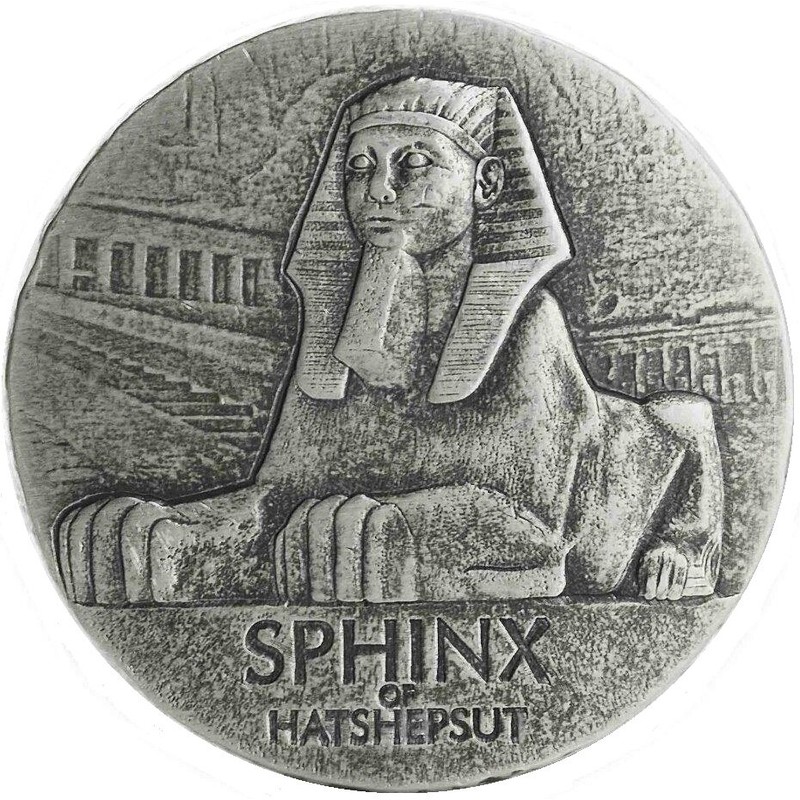 Серебряная монета Чада «Египетские реликвии. Сфинкс Хатшепсут» 2019 г.в., 155.5 г чистого серебра (проба 0.999)